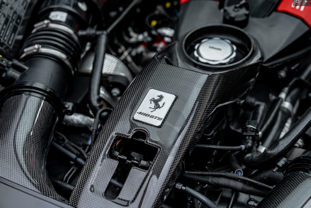 Used 2018 Ferrari 488 GTB RWD image 31
