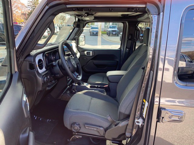 New 2026 Jeep Wrangler Unlimited Sport AWD/4WD image 14
