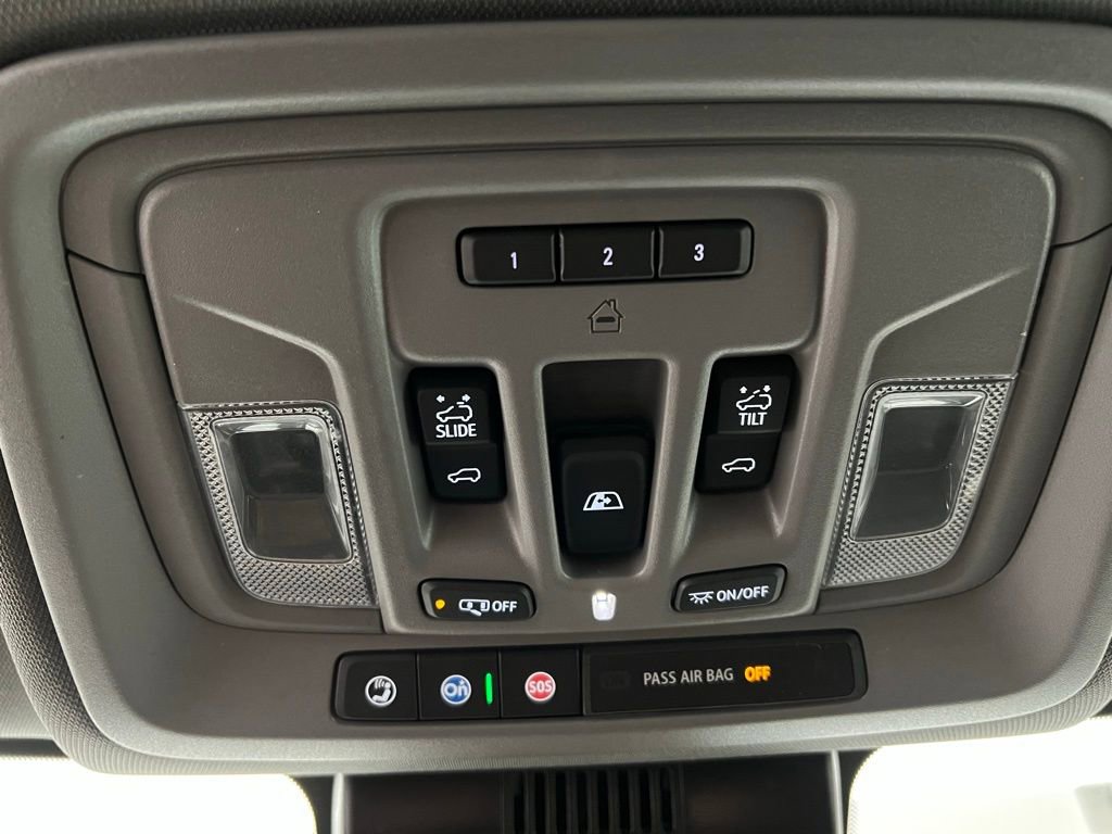 Used 2024 GMC Sierra 3500 Denali image 42