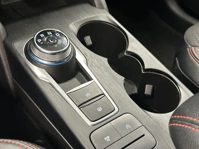 Used 2025 Ford Escape ST-Line Select AWD/4WD image 24