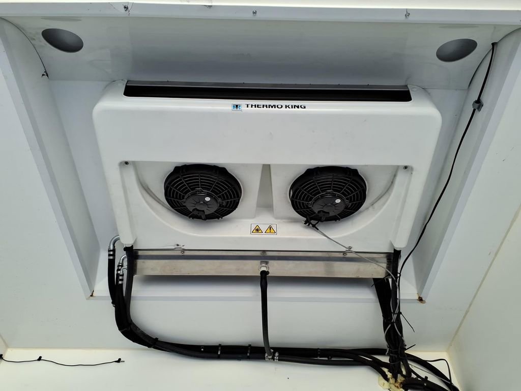 Used 2023 Ford E-350 and Econoline 350 Super Duty w/ Power Windows & Locks Group RWD image 5