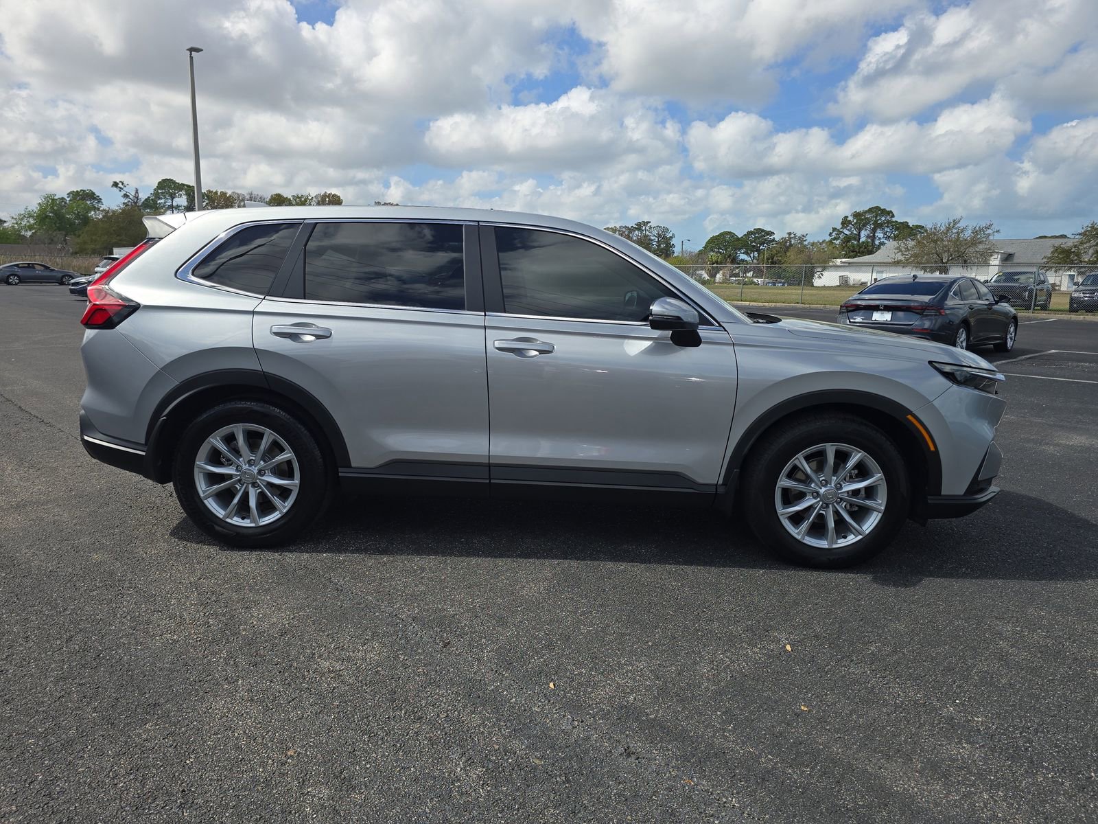 Certified 2025 Honda CR-V EX-L image 3