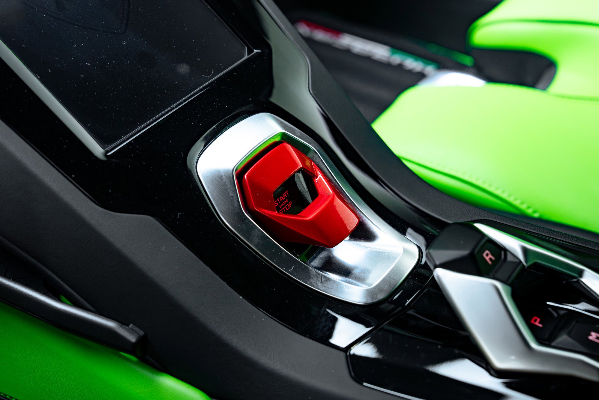 Used 2022 Lamborghini Huracan EVO RWD image 47