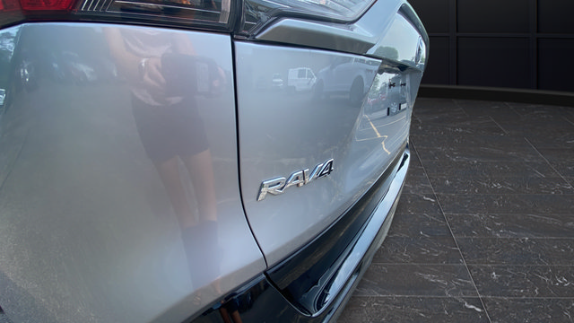Used 2019 Toyota RAV4 XSE AWD/4WD image 32