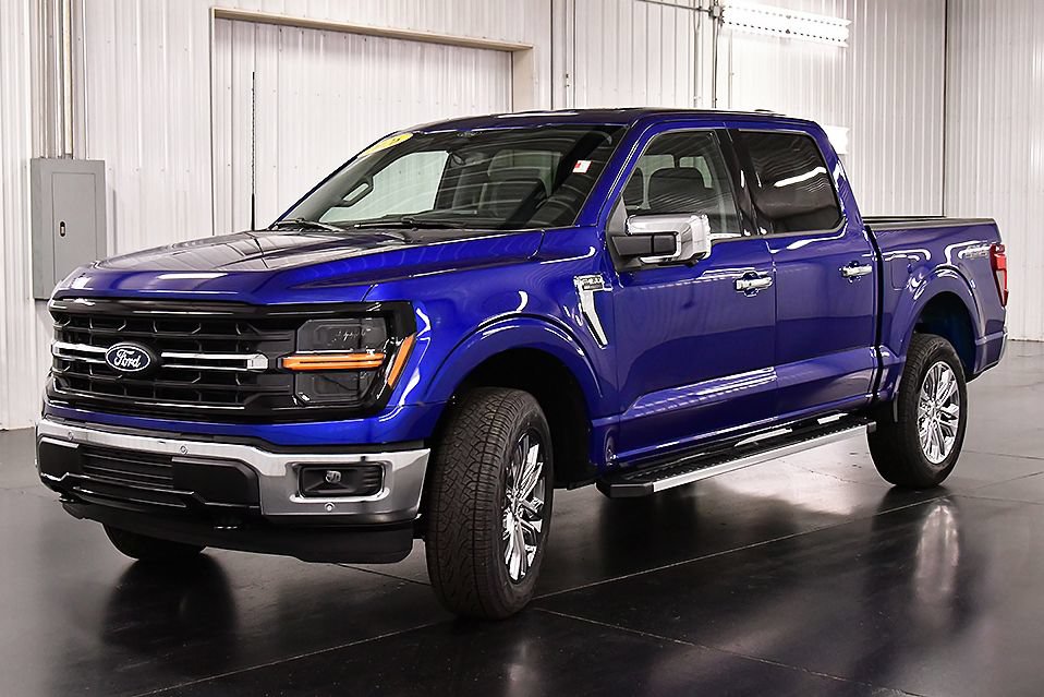 New 2026 Ford F150 XLT w/ Equipment Group 302A MID AWD/4WD image 3