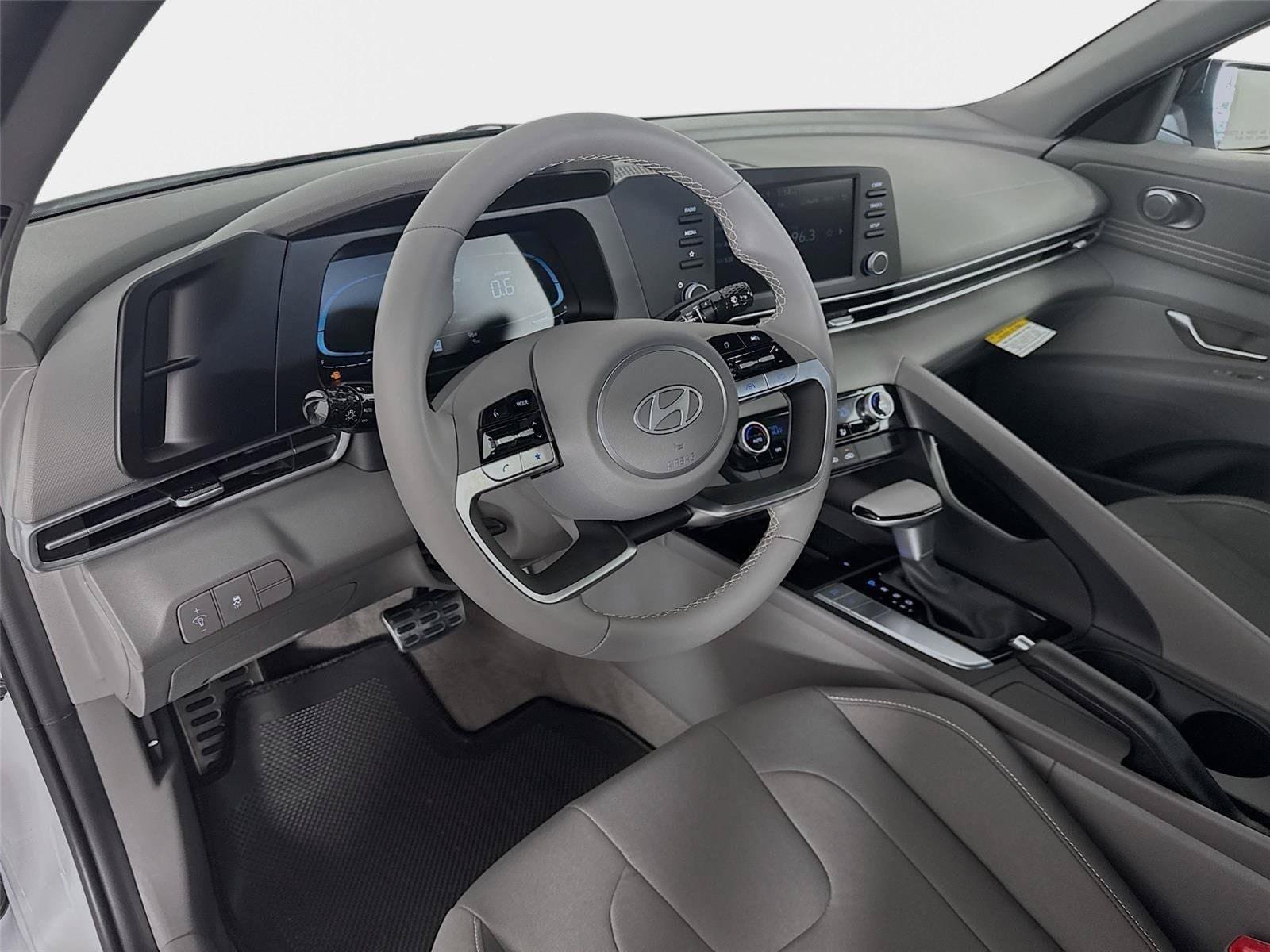 New 2026 Hyundai Elantra Sport FWD image 9