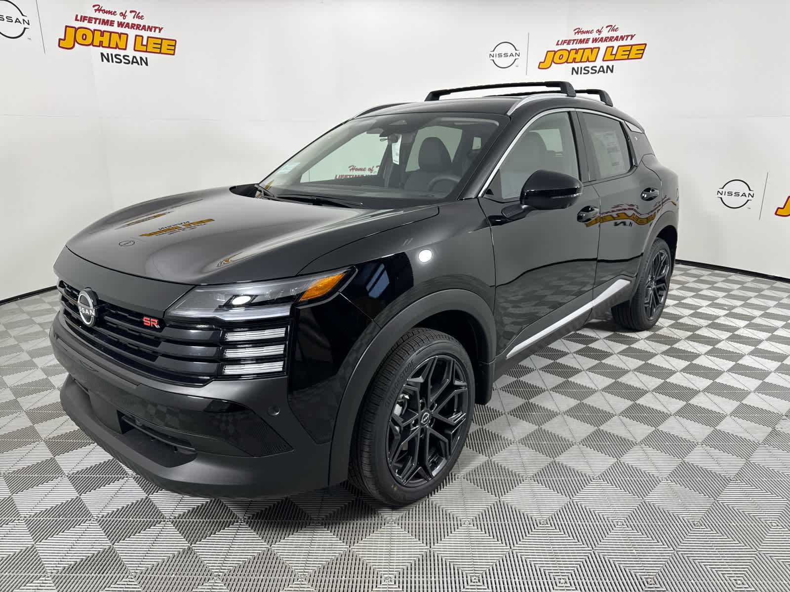 New 2026 Nissan Kicks SR w/ Illumination Package