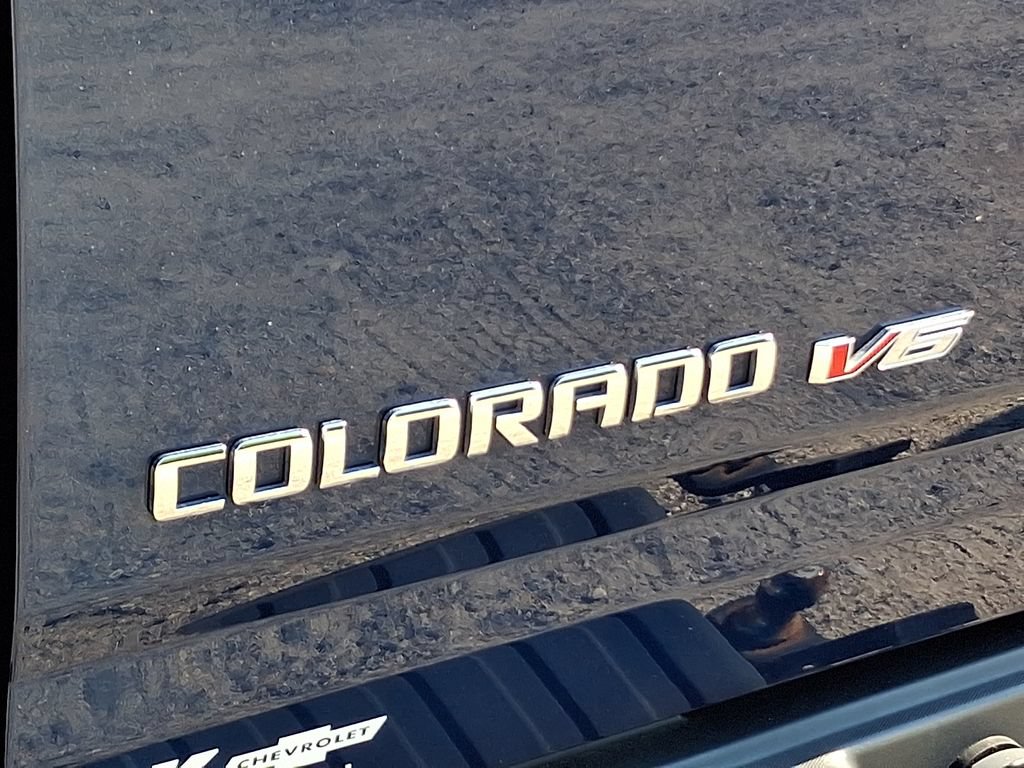 Used 2020 Chevrolet Colorado LT w/ LT Convenience Package AWD/4WD image 11