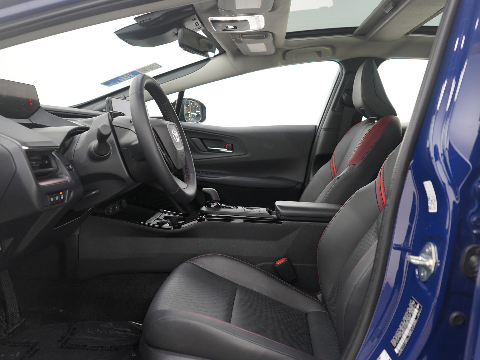 Used 2026 Toyota Prius Plug-In Hybrid image 23