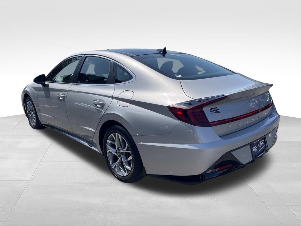Used 2023 Hyundai Sonata SEL w/ Convenience Package FWD image 6