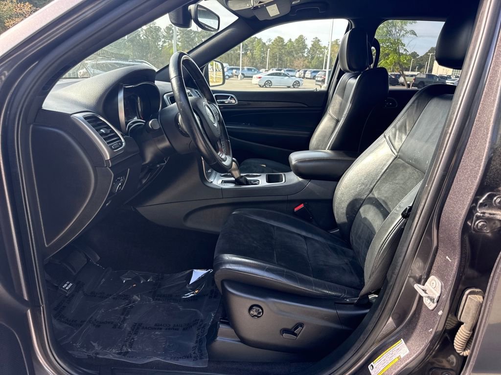 Used 2018 Jeep Grand Cherokee Altitude image 13