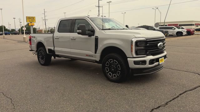 Used 2026 Ford F350 Platinum AWD/4WD image 2