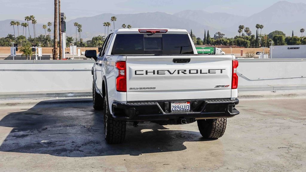 Used 2023 Chevrolet Silverado 1500 ZR2 w/ Technology Package AWD/4WD image 7