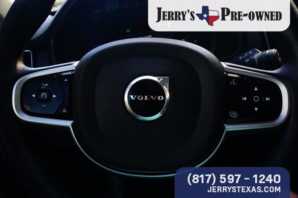 Used 2025 Volvo XC90 B6 Core w/ Protection Package Premier AWD/4WD image 13