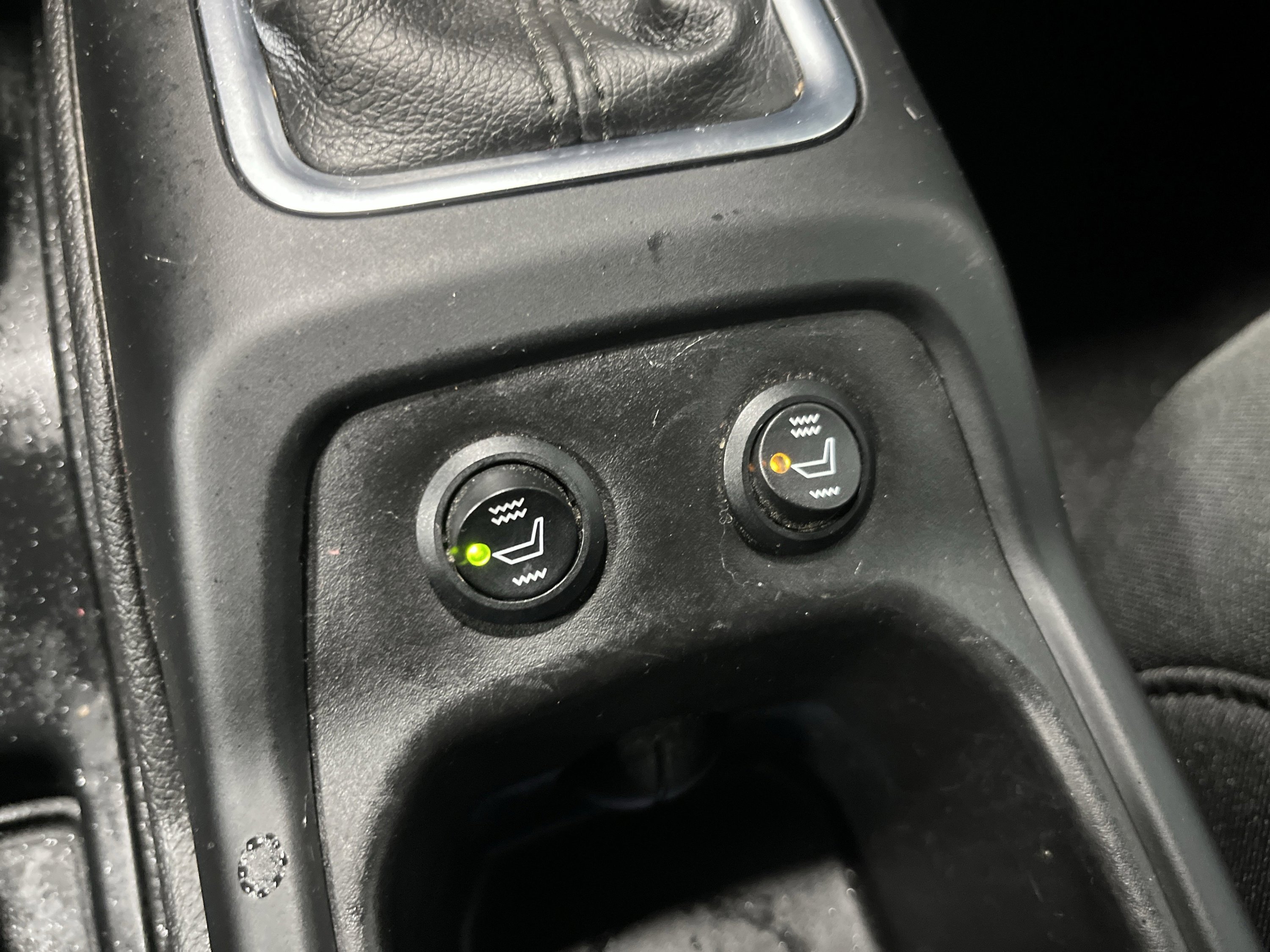 Used 2022 Jeep Wrangler Unlimited Sport image 27