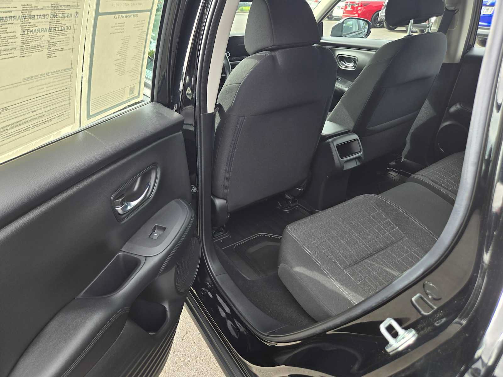 Used 2023 Honda HR-V LX image 14