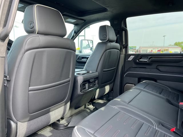 Used 2025 GMC Sierra 2500 AT4X AWD/4WD image 37