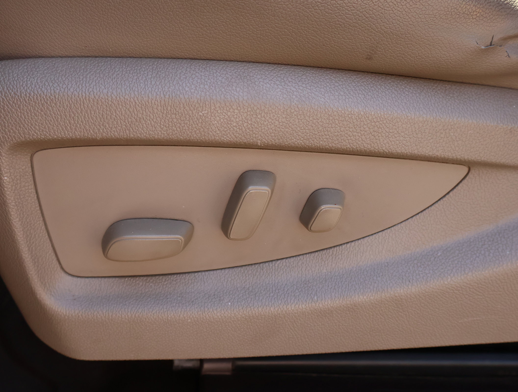 Used 2019 Chevrolet Silverado 2500 LTZ w/ Duramax Plus Package image 11