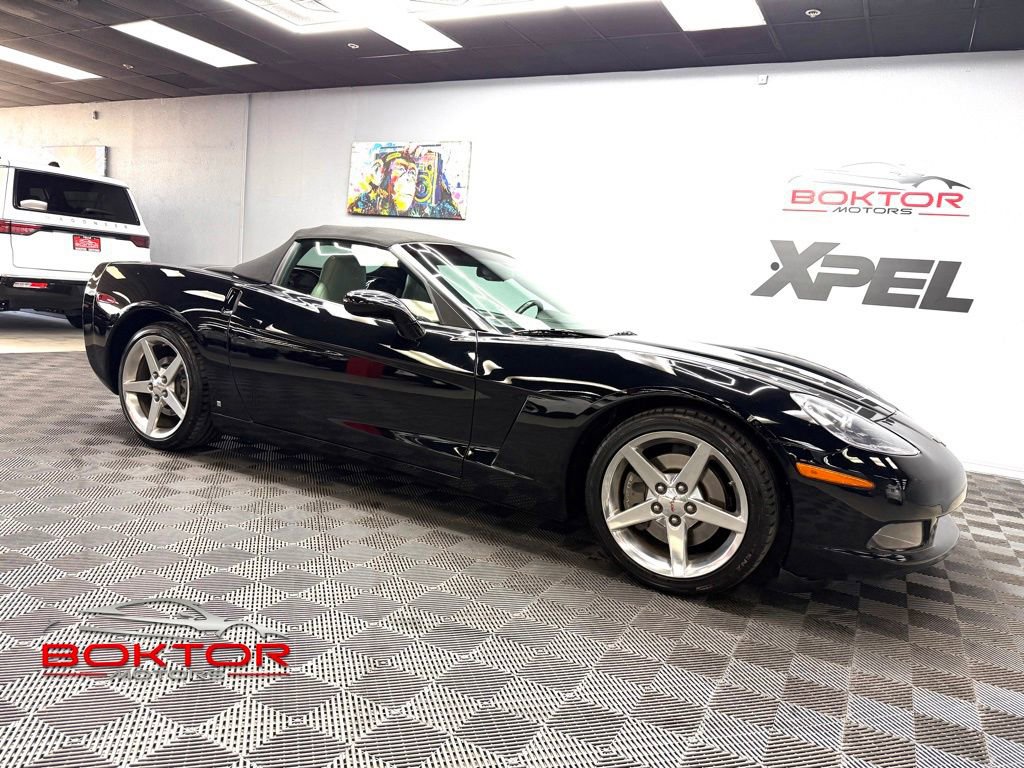Used 2007 Chevrolet Corvette Convertible w/ Preferred Equipment Group RWD image 1
