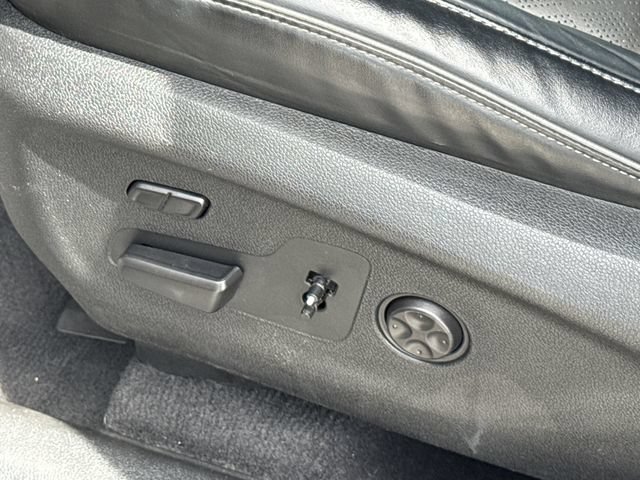 Used 2016 Kia Sorento SX FWD image 30