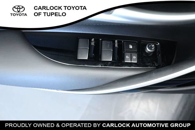 Used 2020 Toyota Corolla XSE FWD image 24