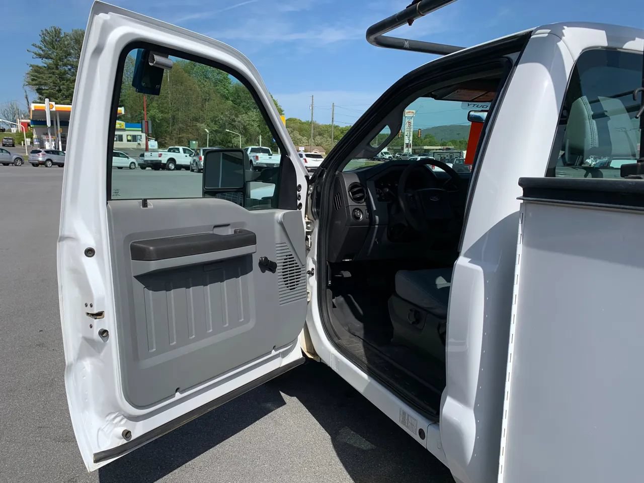 Used 2012 Ford F250 XL RWD image 7