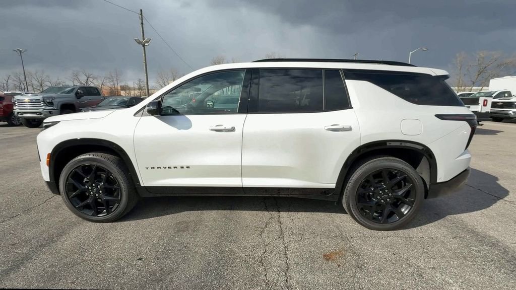 Used 2024 Chevrolet Traverse RS AWD/4WD image 5