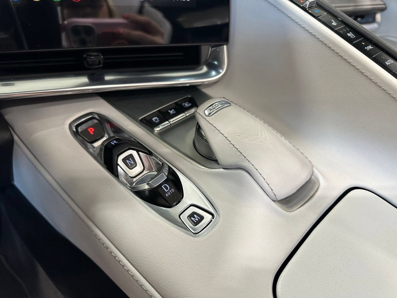 Used 2021 Chevrolet Corvette Stingray Preferred Conv w/ Z51 Performance Package RWD image 22