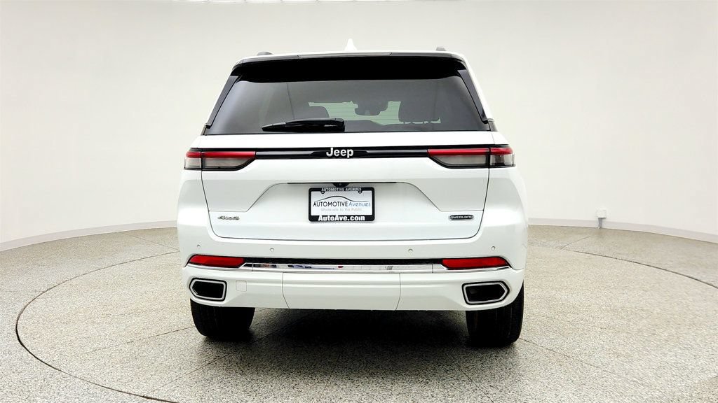 Used 2023 Jeep Grand Cherokee Overland AWD/4WD image 6