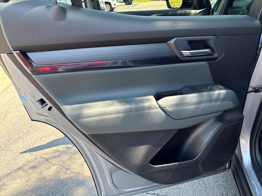 New 2026 GMC Terrain AT4 w/ Technology Package II AWD/4WD image 34