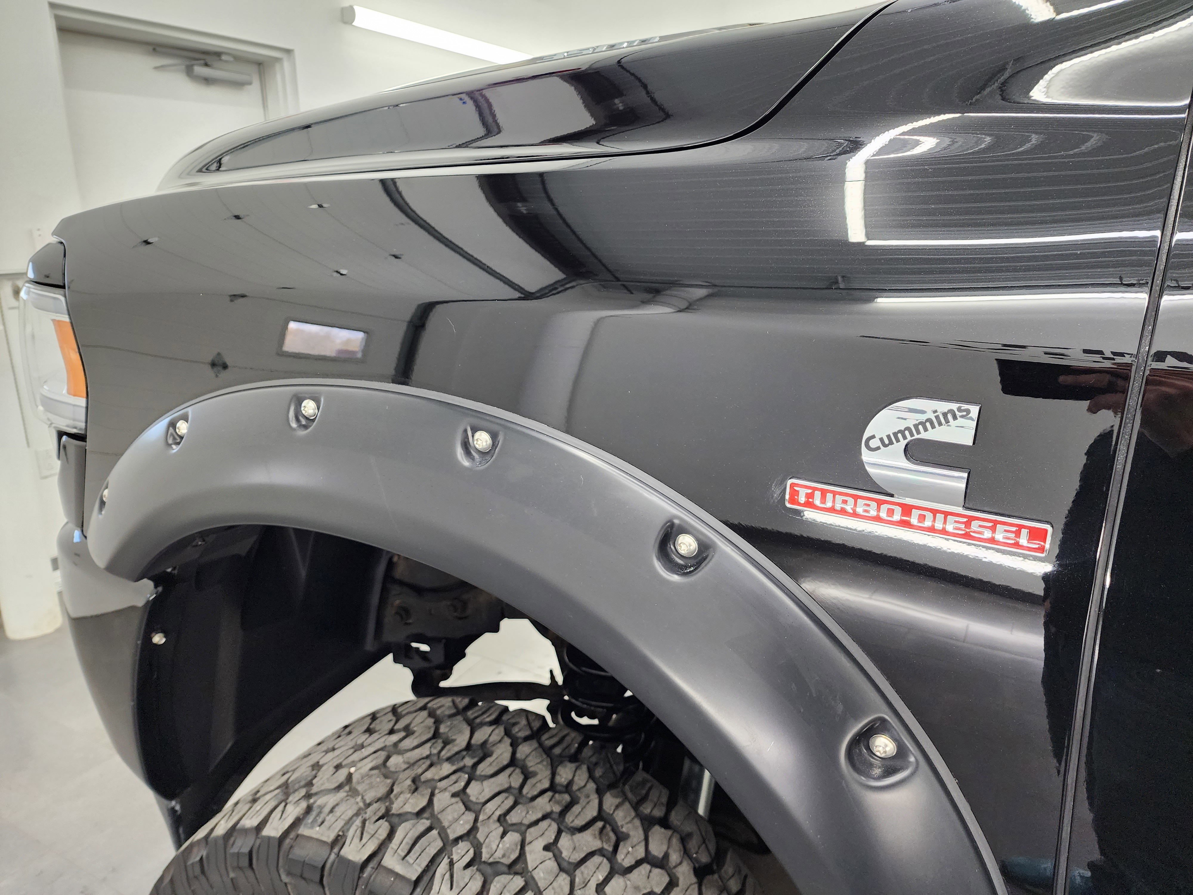 Used 2023 RAM 3500 Laramie image 35