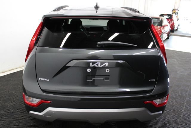 Used 2024 Kia Niro EX FWD image 7