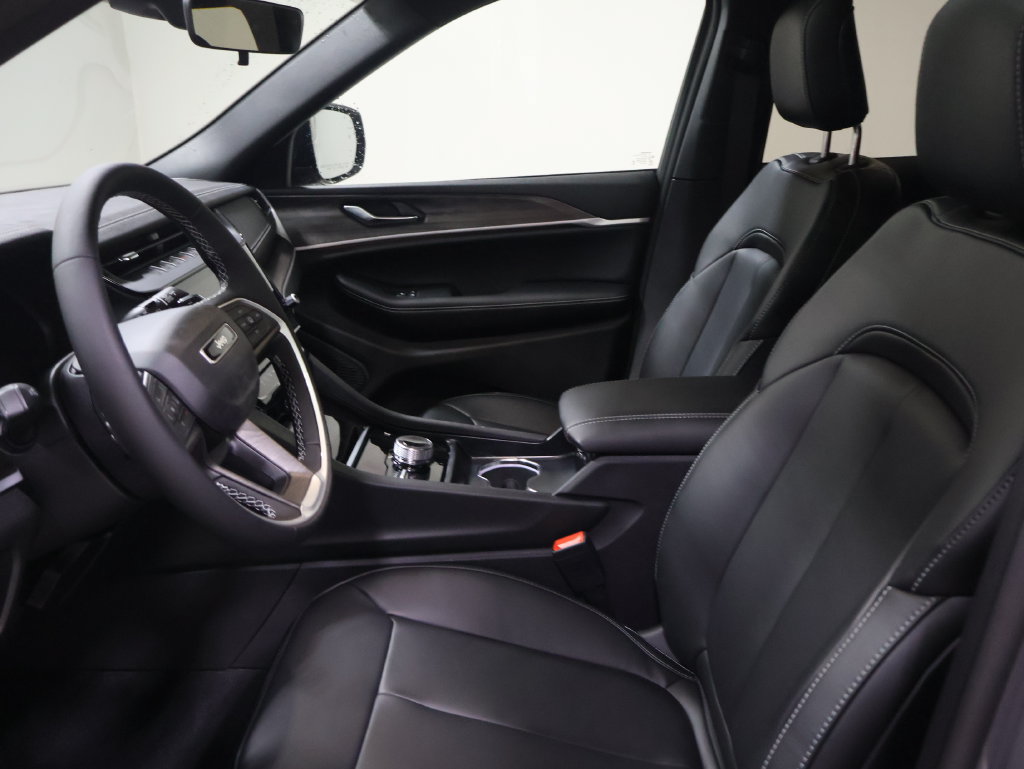 New 2027 Jeep Grand Cherokee Limited AWD/4WD image 9