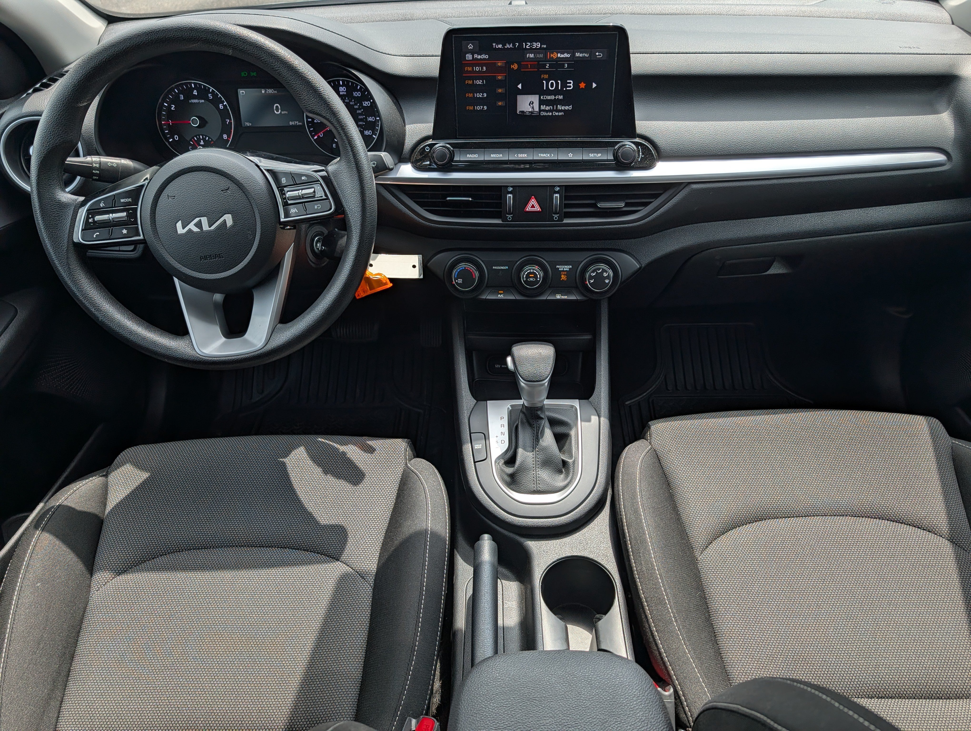 Certified 2024 Kia Forte LXS w/ LXS Technology Package FWD image 10