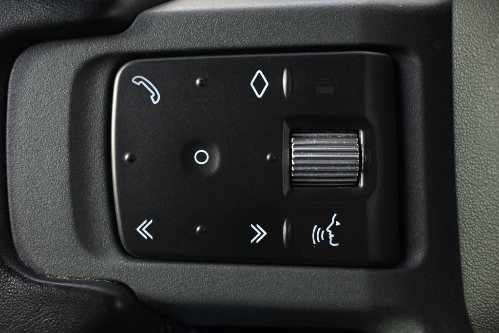 Used 2022 Land Rover Defender 110 X-Dynamic SE AWD/4WD image 31