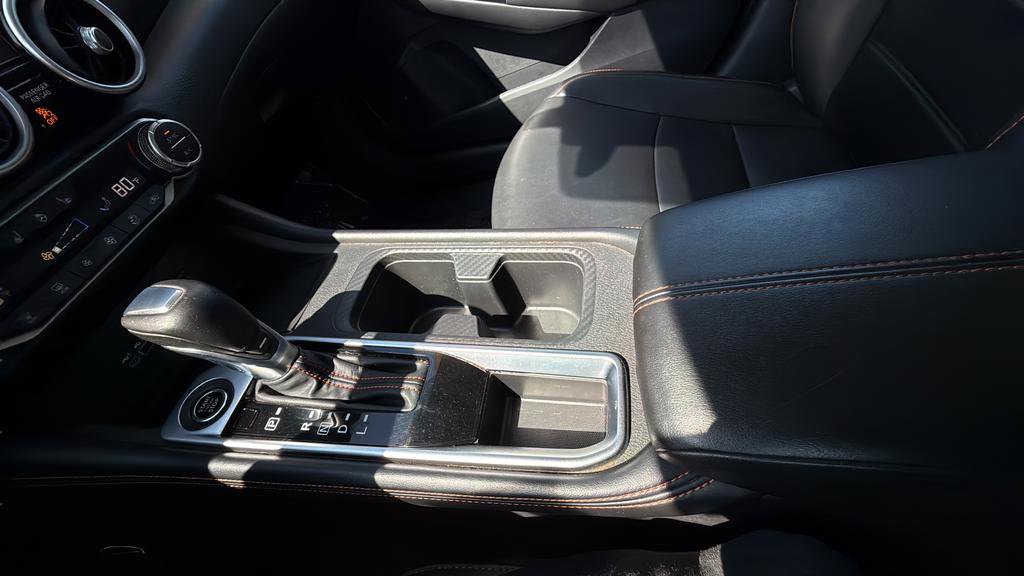 Used 2022 Nissan Sentra SR w/ SR Premium Package FWD image 19
