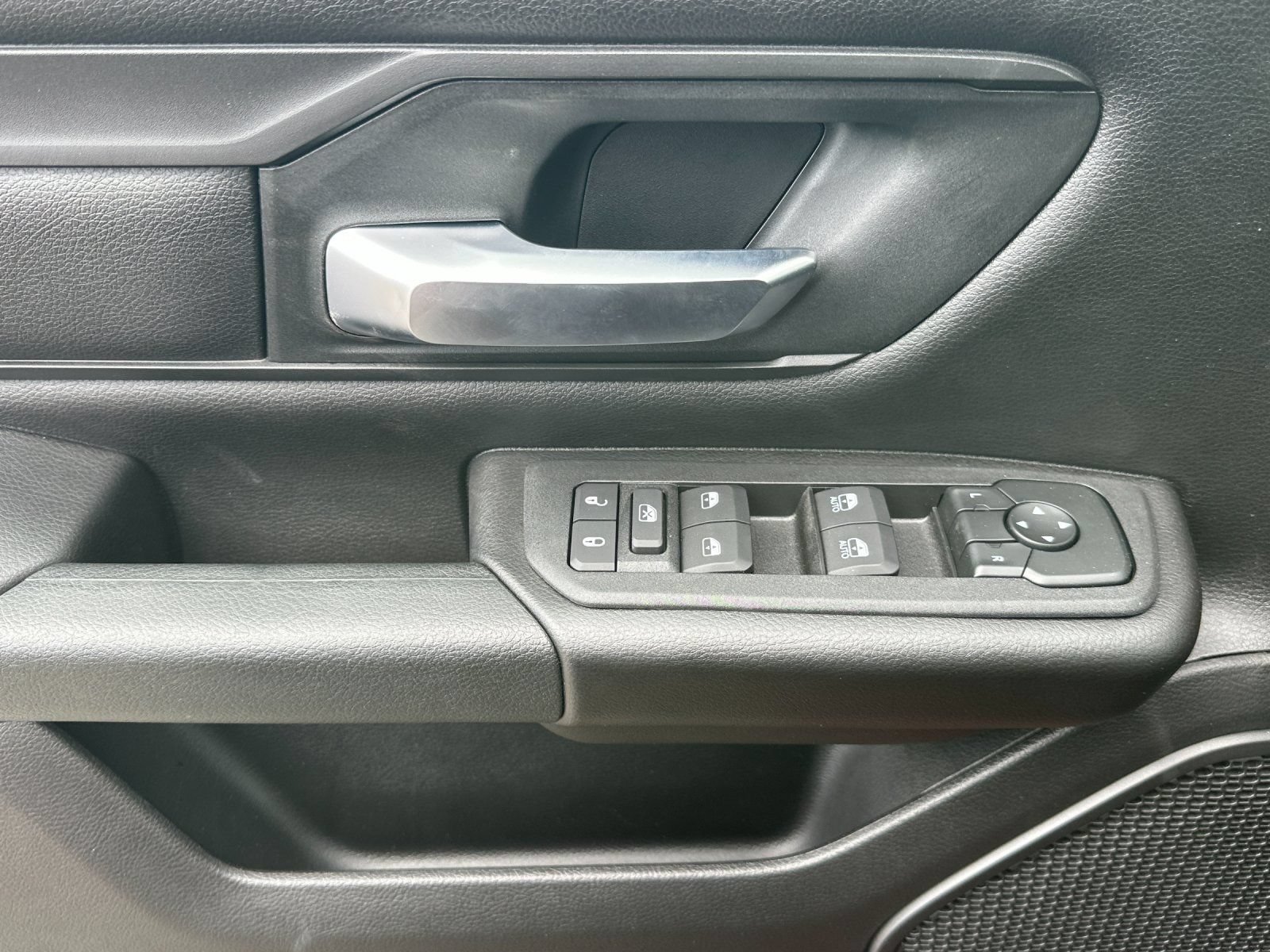 New 2026 RAM 1500 Tradesman AWD/4WD image 11