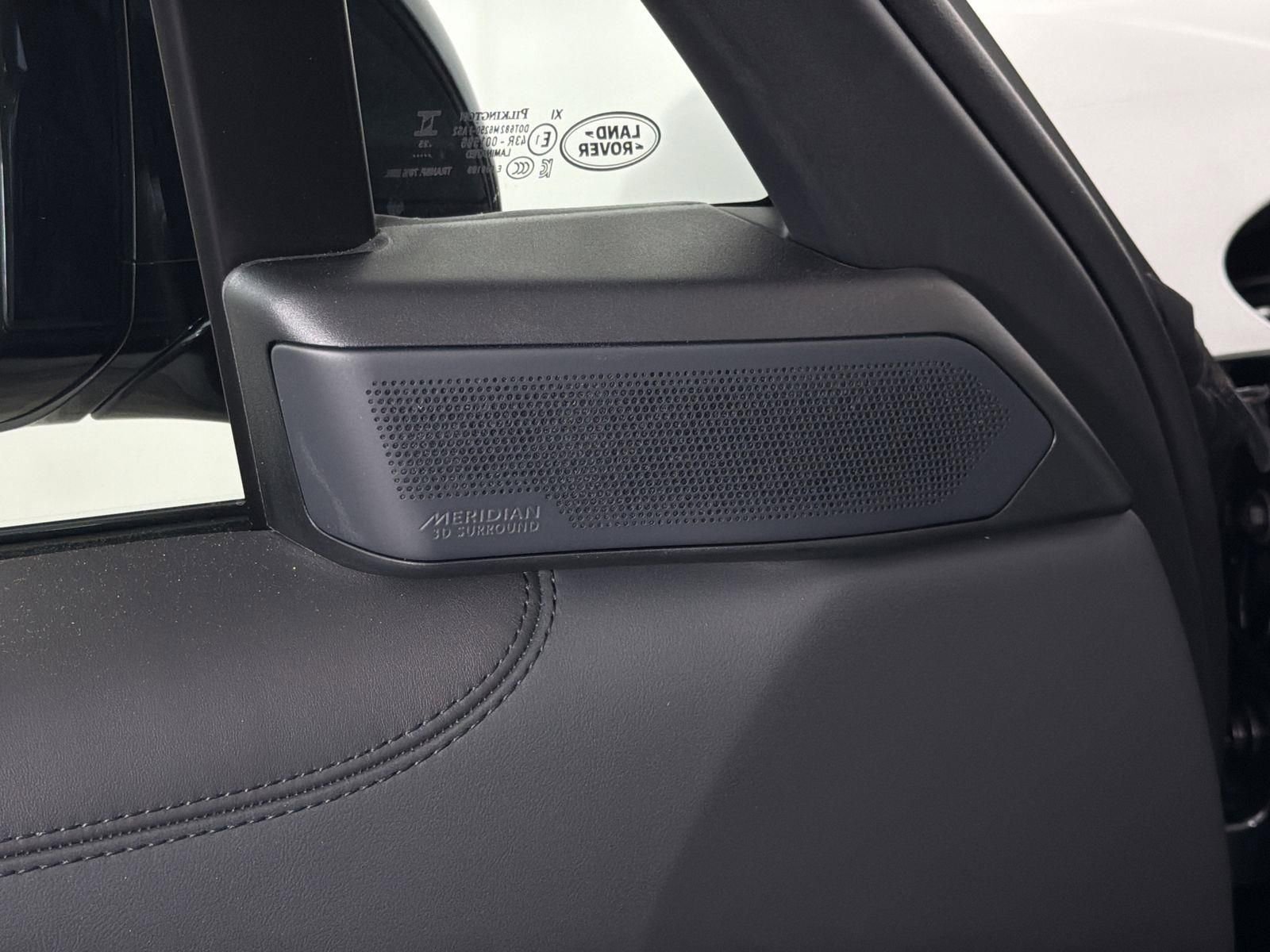 New 2026 Land Rover Range Rover Long Wheelbase SE image 22