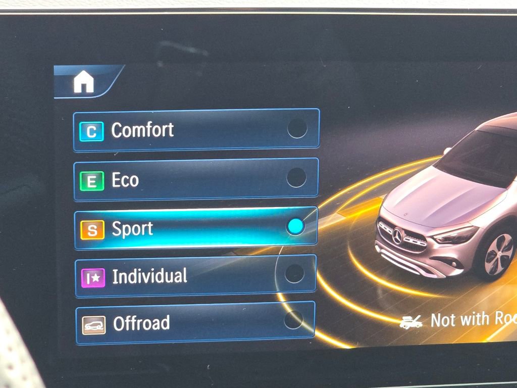 Used 2026 Mercedes-Benz GLA 250 4MATIC image 33