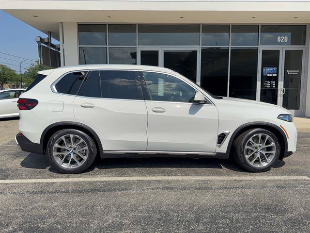 New 2026 BMW X5 xDrive50e AWD/4WD image 2