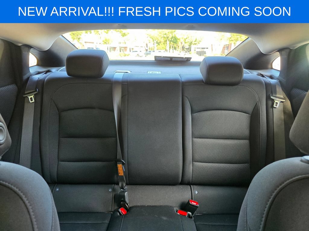 Used 2025 Chevrolet Malibu RS FWD image 14