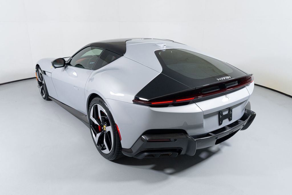 Used 2025 Ferrari 12Cilindri image 14