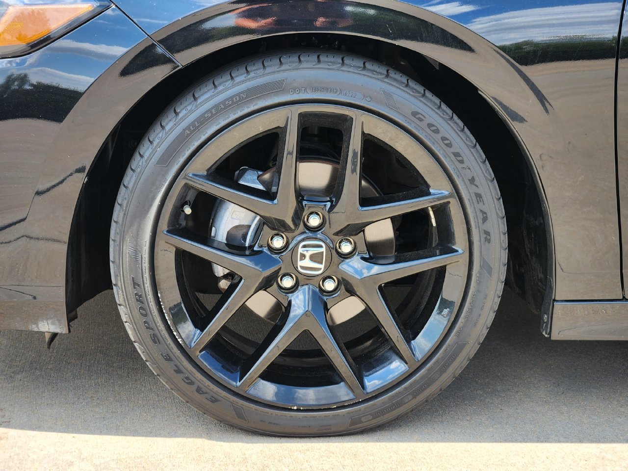 Used 2024 Honda Civic Sport image 9