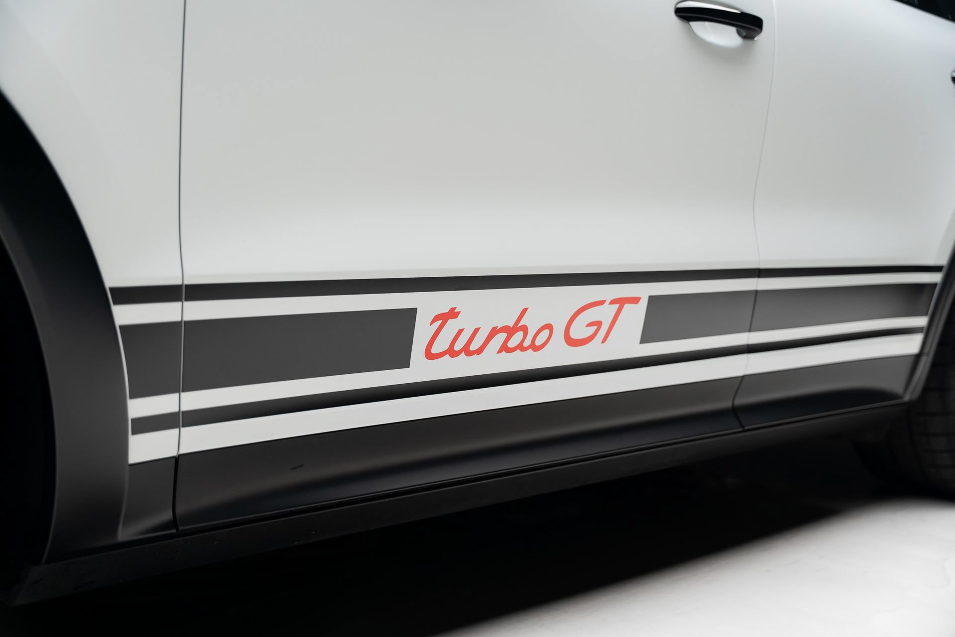 Used 2022 Porsche Cayenne Turbo GT AWD/4WD image 16