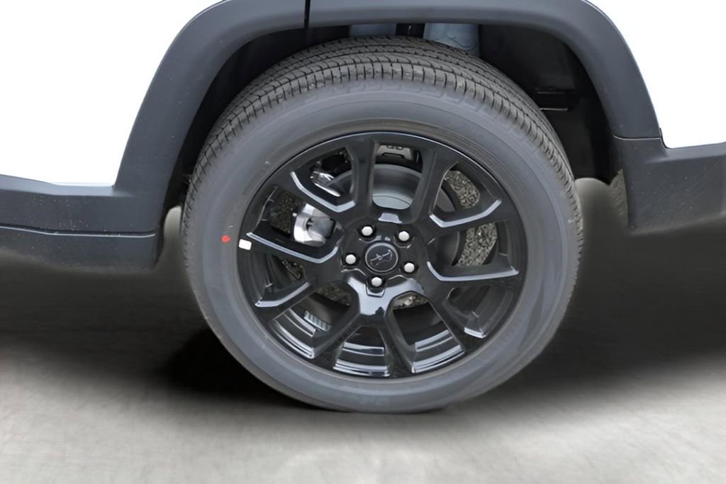 New 2026 Jeep Compass Latitude AWD/4WD image 9