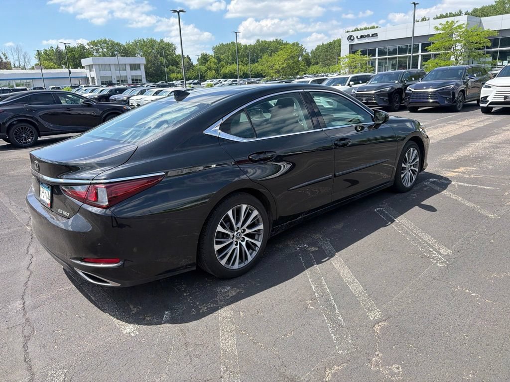 Certified 2021 Lexus ES 350 w/ Premium Package FWD image 29