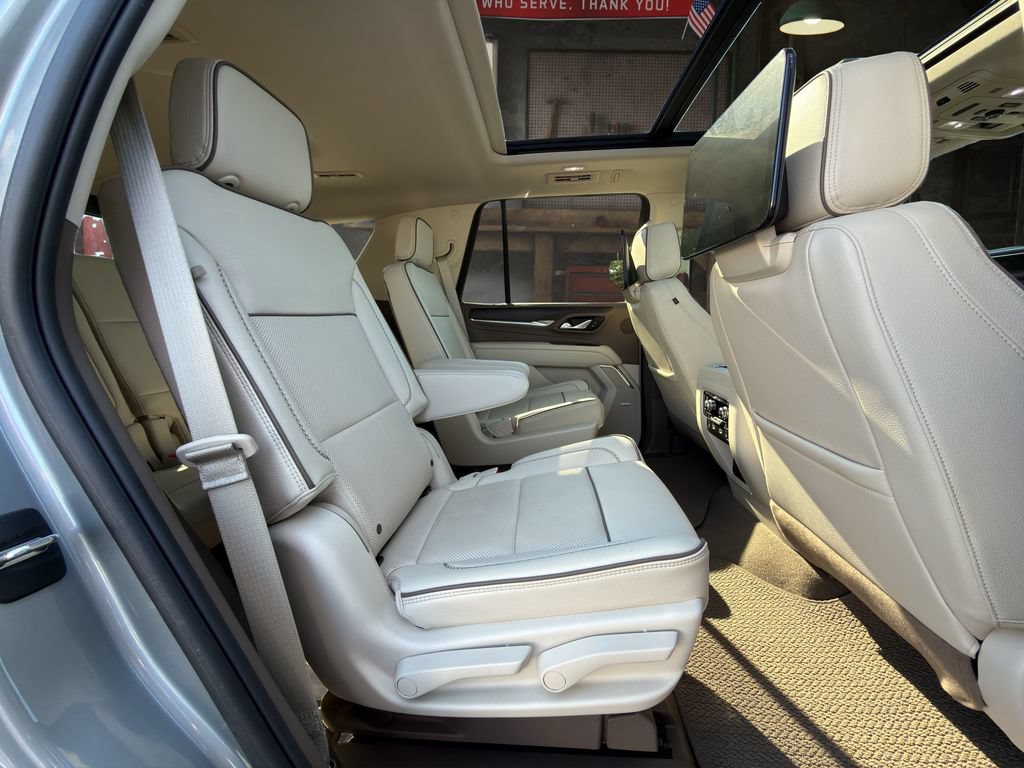 Certified 2023 GMC Yukon Denali w/ Denali Reserve Package AWD/4WD image 18