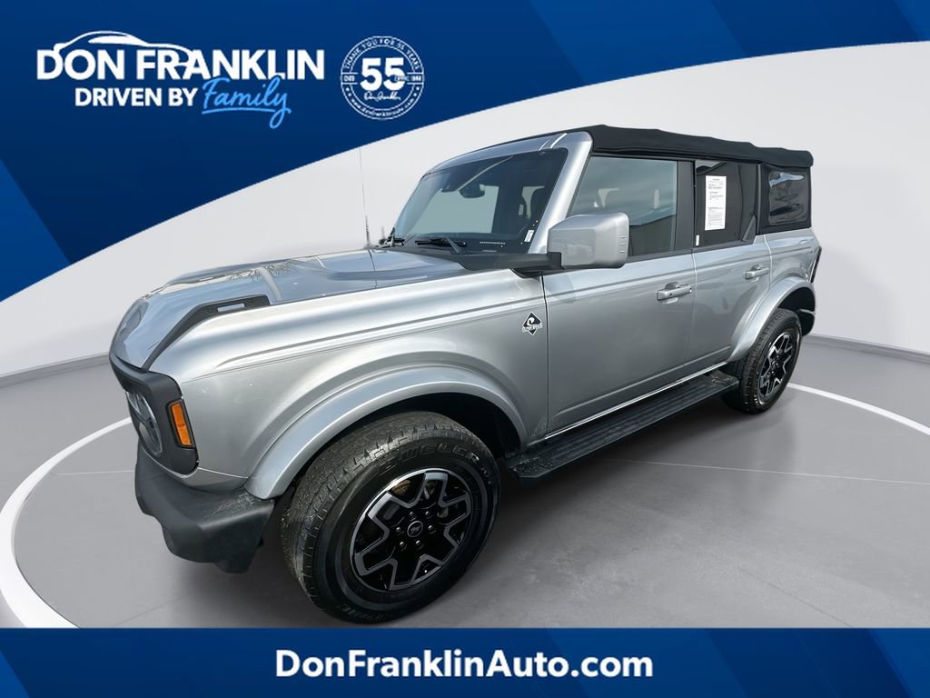 Used 2023 Ford Bronco Outer Banks image 1