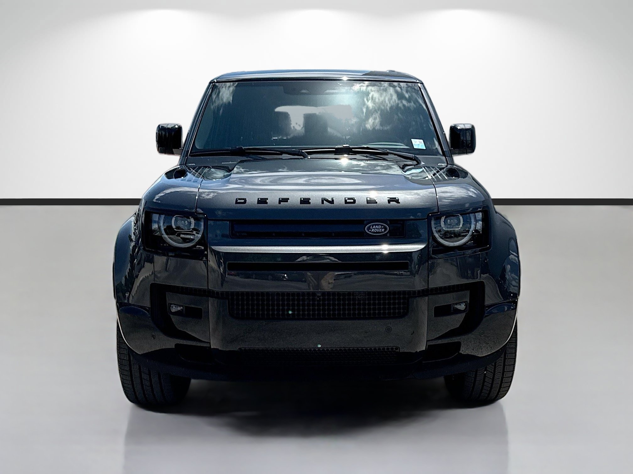 New 2026 Land Rover Defender 130 V8 AWD/4WD image 8