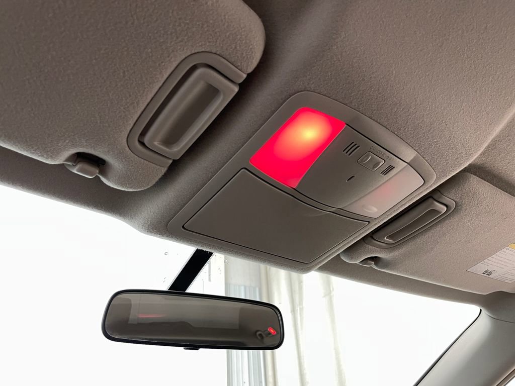 Used 2016 Nissan Quest SV w/ Leather Package image 29